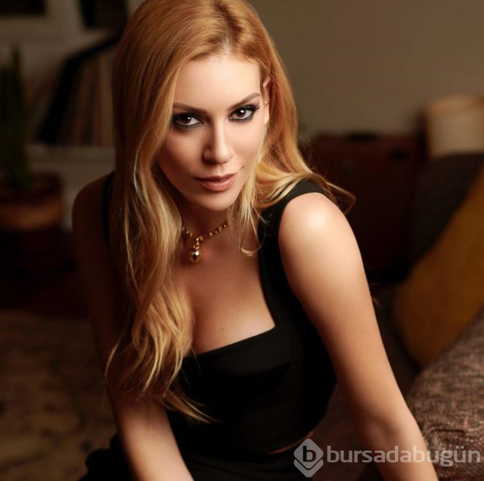 Burçin Terzioğlu'ndan Sinem Kobal'a 'Arkadaş' şarkılı kutlama