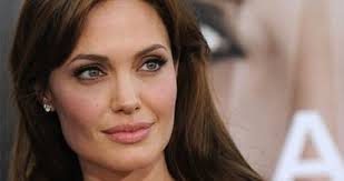 Angelina Jolie, çocuk şiddetine karşı yetkilileri göreve çağırdı