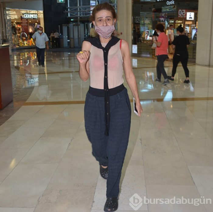 Yıldız Tilbe makyajsız görüntülendi