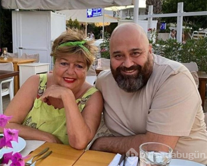 Somer Sivrioğlu'nun annesine benzerliği sosyal medyayı salladı!