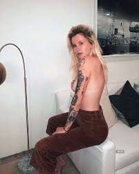 Ireland Baldwin sevgilisinin fotoğraflarını çekti