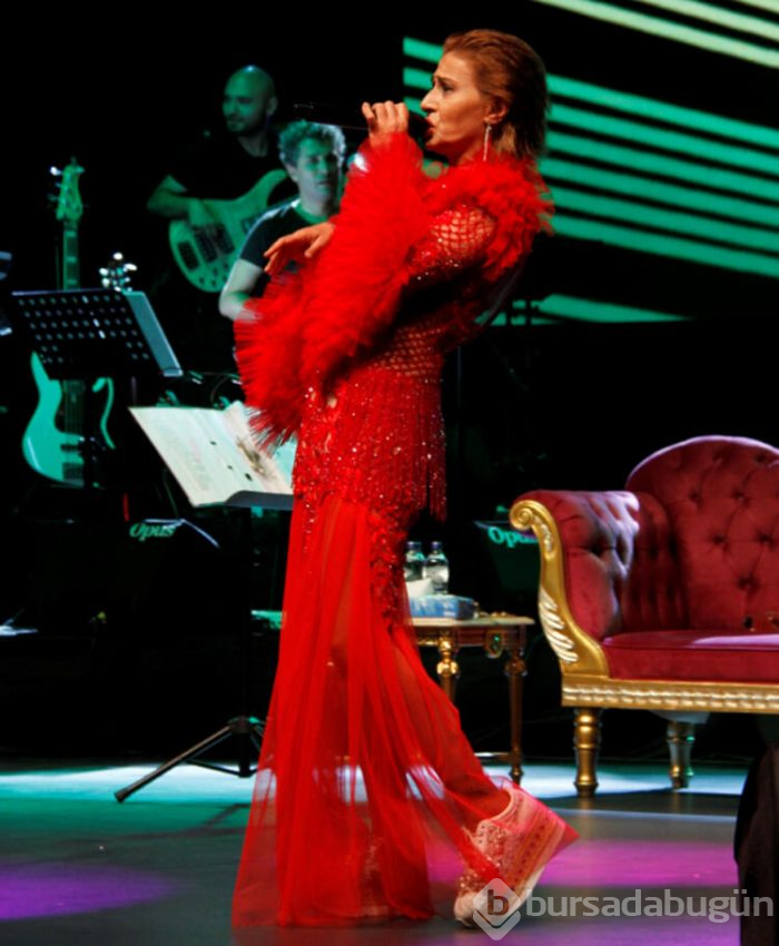 Yıldız Tilbe "Koronavirüs olmasaydı gelirdim"