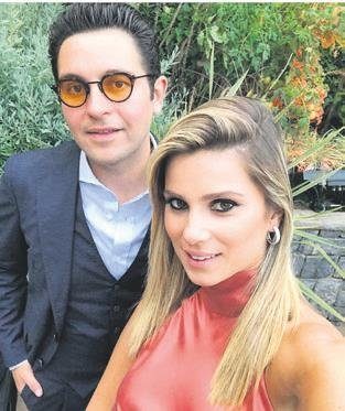Hacı Sabancı- Nazlı Kayı çifti Cennet Koyu'nda