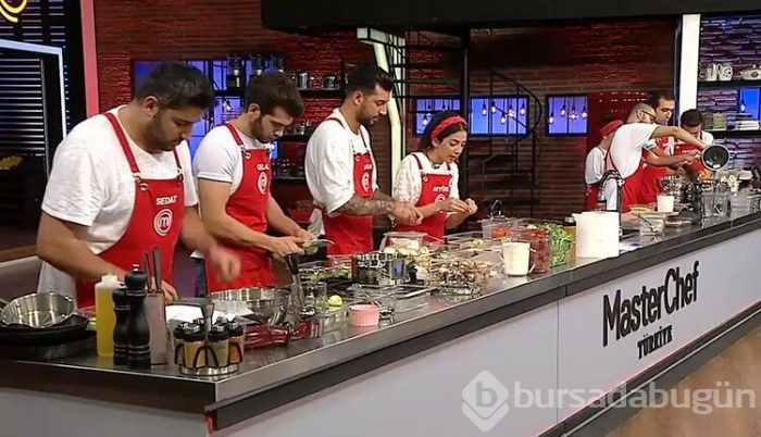 MasterChef'te Eray ve Serhat birbirine girdi! 'Seni buradan göndereceğim'
