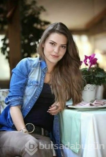 Aslı Enver'den sosyal mesafe mesajı
