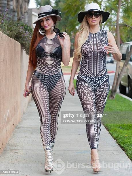 Phoebe Price'ın ilginç ve maske gözlüğü