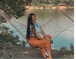 Hanife Gürdal dudaklarına dolgu yaptırdı