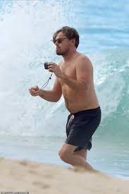 Oscar ödüllü Leonardo DiCaprio'nun 45 yaş göbeği