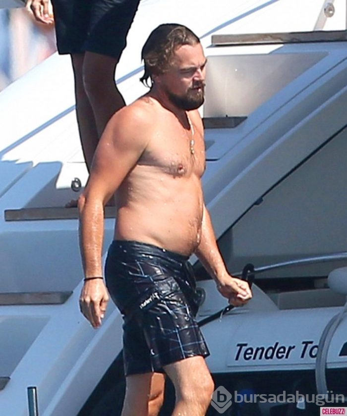 Oscar ödüllü Leonardo DiCaprio'nun 45 yaş göbeği