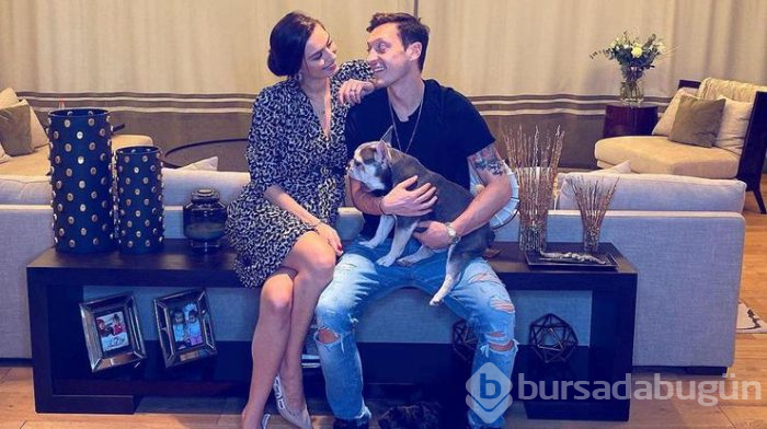 Mesut Özil ile Amine Gülşe'den 10 milyon TL'lik değişim