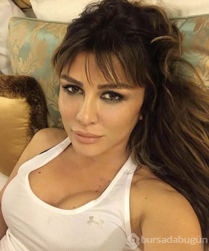 Selen Görgüzel'den yelkenli pozu!