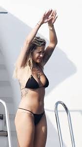 Rita Ora: Sıkı durun, geliyor!