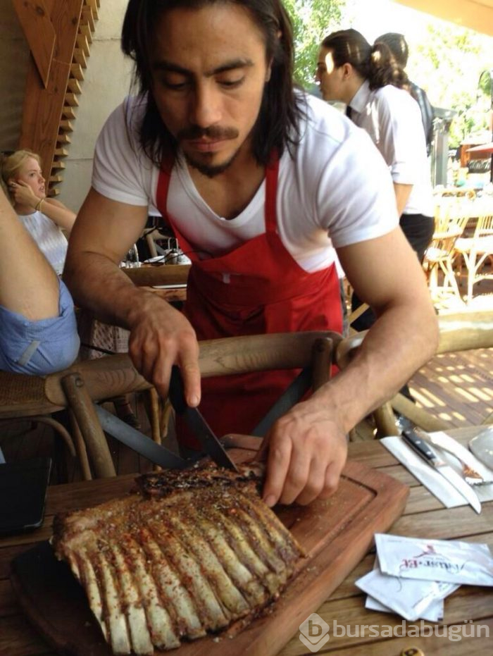 Nusret Gökçe'nin zafer fotoğrafı!