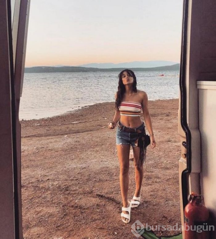 Erkan Kolçak Köstendil ile eşi Cansu Tosun'dan Marsel paylaşımları
