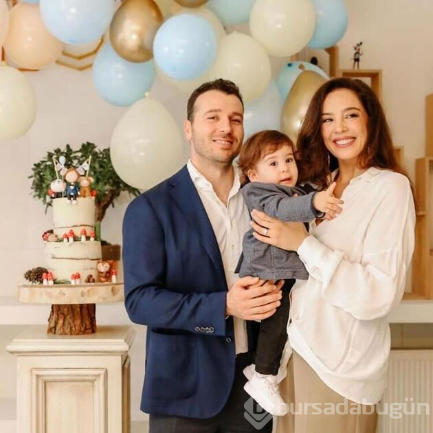 Azra Akın: Seninle her s&#807;eye varım ben