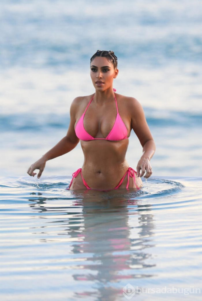 Kim Kardashian hayata döndü