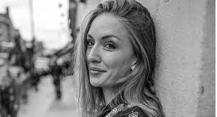 Yasemin Allen'dan nostaljik paylaşım
