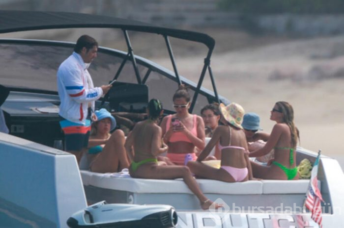 İntikam sıcak yenen bir yemektir: Eski sevgilisine böyle nispet yapıyor
