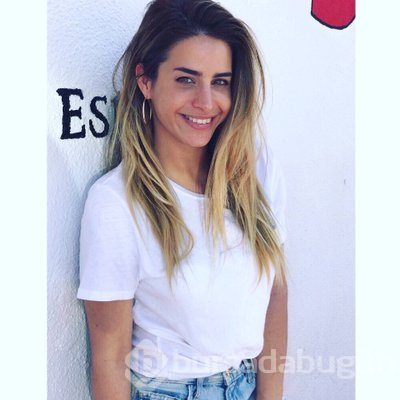 Büşra Pekin: Bu kız sana her gün şükrediyor

