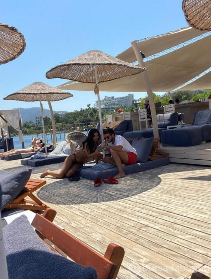 Survivor Burak, İşte Benim Stilim yarışmacısıyla Bodrum'da
