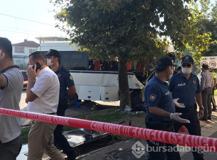 Bursa'da feci kaza! 2 ölü, 17 yaralı