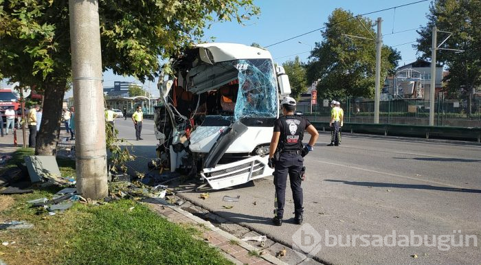 Bursa'da feci kaza! 2 ölü, 17 yaralı