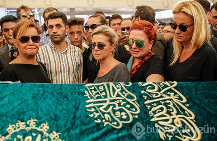 Pınar Altuğ'un Vatan Şaşmaz özlemi!
