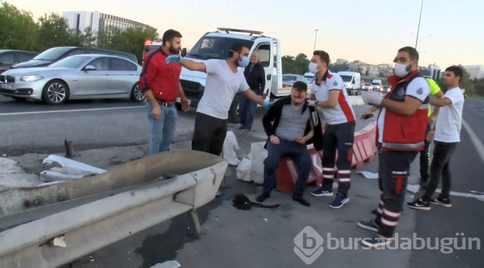 Bursa plakalı kamyonet devrildi: 3 yaralı