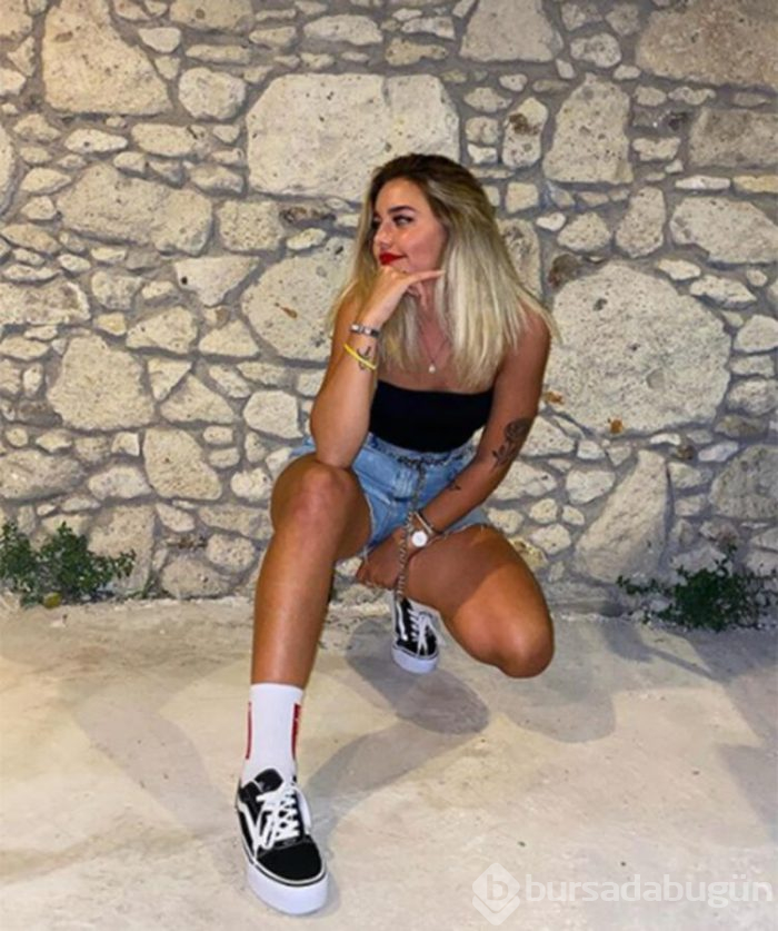 Survivor Aycan'dan tatil pozu: Baktın olmuyor, bakmayacaksın!
