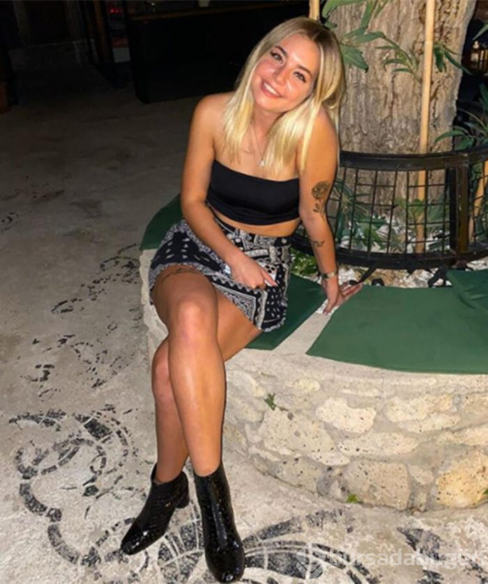 Survivor Aycan'dan tatil pozu: Baktın olmuyor, bakmayacaksın!
