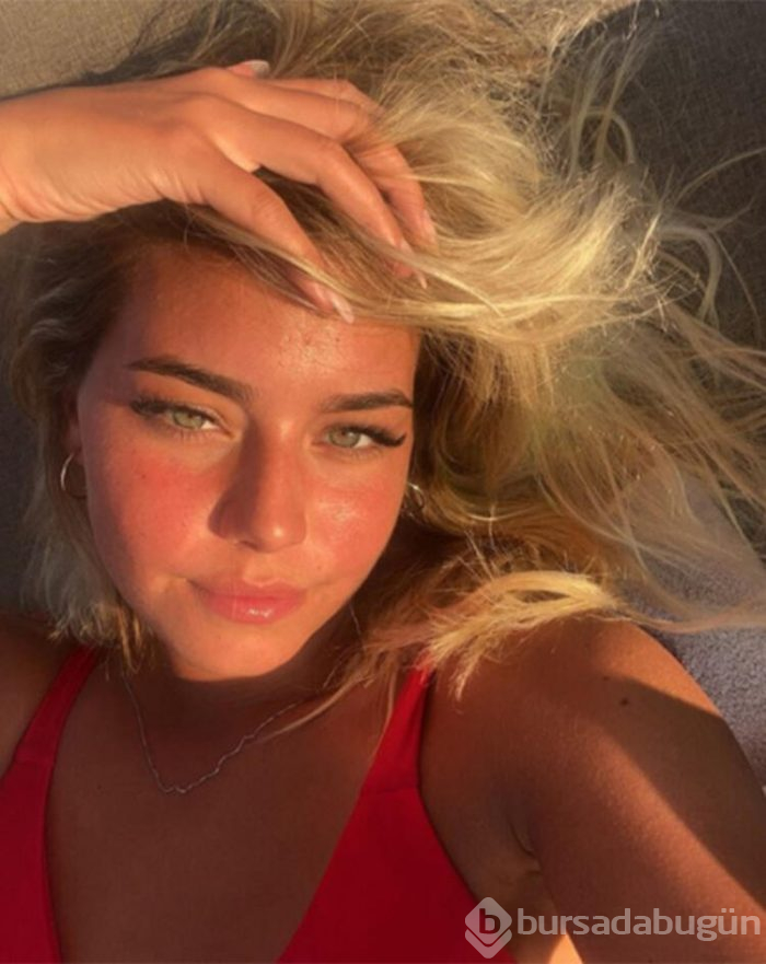 Survivor Aycan'dan tatil pozu: Baktın olmuyor, bakmayacaksın!

