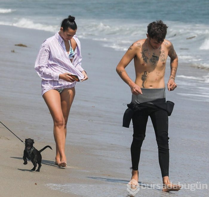 Dua Lipa ile Anwar Hadid'in plaj keyfi
