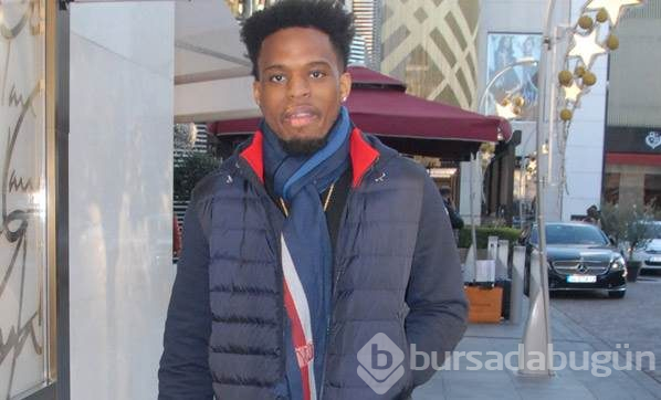 Bobby Dixon alışveriş turunda
