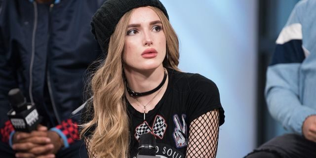 Bella Thorne bir günde bir milyon dolar kazandı
