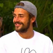 Şarkıcı Gülşen, Survivor Cemal'i affetmedi
