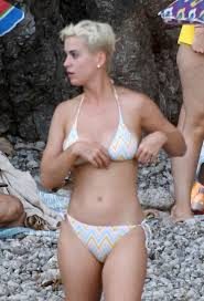 Katy Perry'den doğum sonrası ilk poz
