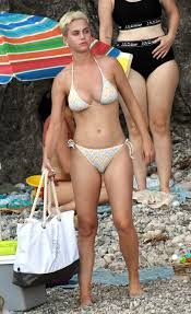 Katy Perry'den doğum sonrası ilk poz
