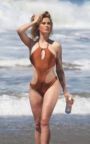 Ireland Baldwin darbedildikten sonra ilk kez görüntülendi
