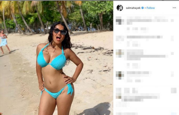 Salma Hayek'ten 54. yaş pozu
