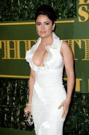 Salma Hayek'ten 54. yaş pozu
