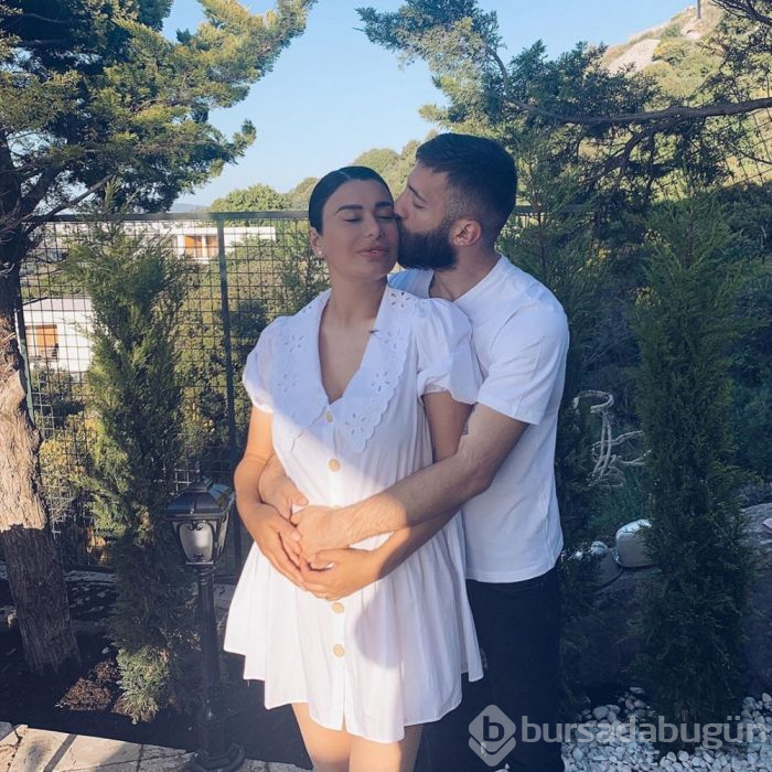 Alpaslan Öztürk'ün eşi Ebru Şancı'ya yaptığı yorumlar güldürdü