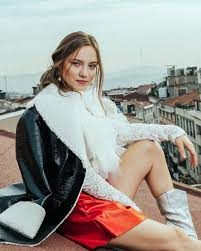 Miray Daner'in yeni imajı olay oldu!