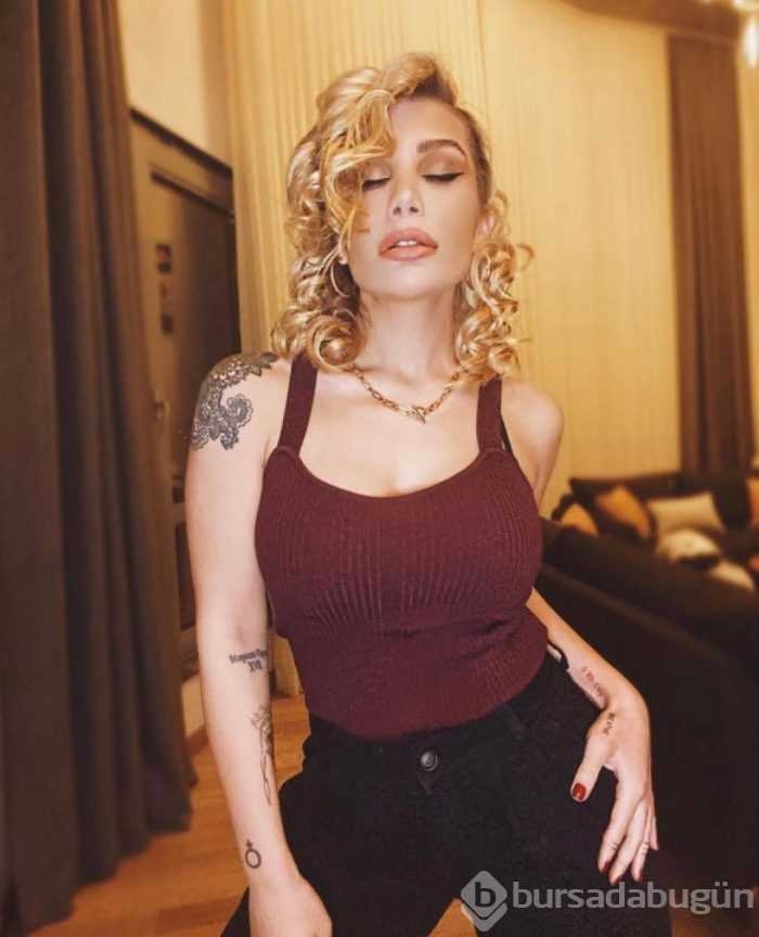 Cardi B'nin bu defa İrem Derici dikkatini çekti!