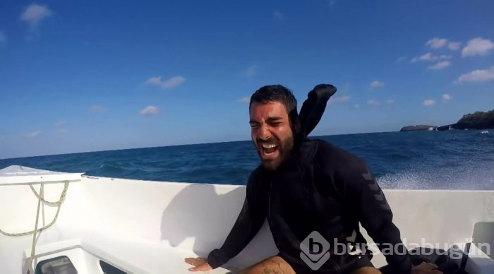 İlhan Mansız tek başına Çeşme tatilinde

