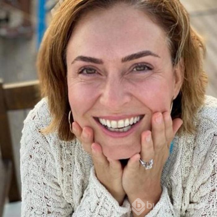 Ceyda Düvenci İstanbul'u terk ediyor!
