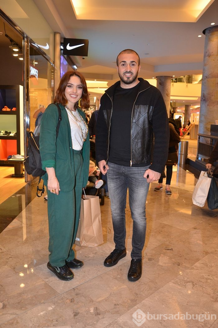 Ezgi Mola-Mustafa Aksakallı çifti: Çok keyifli bir yaz geçmed
