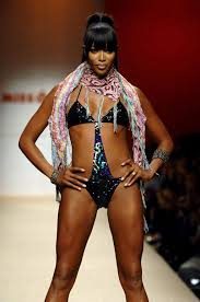 Naomi Campbell'a büyük şok!
