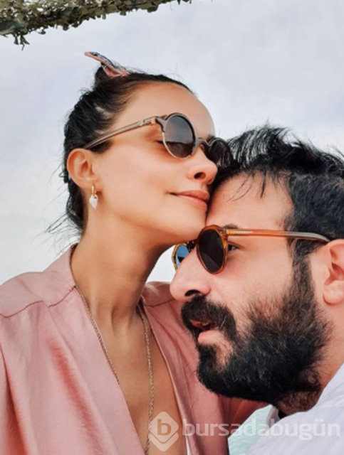 Hande Soral: Seni seviyorum
