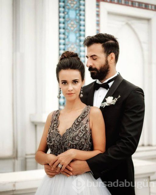 Hande Soral: Seni seviyorum
