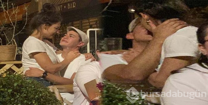 Katie Holmes restoranda aşka geldi